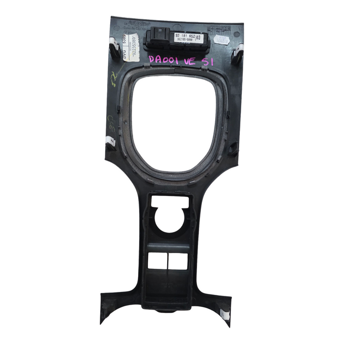 DA001 - VE Holden Commodore SS, SV6 Series I - Centre Console Trim Auto