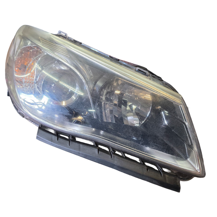 DA004 - VF Holden Commodore Series I, II - Headlight (Driver's Side)
