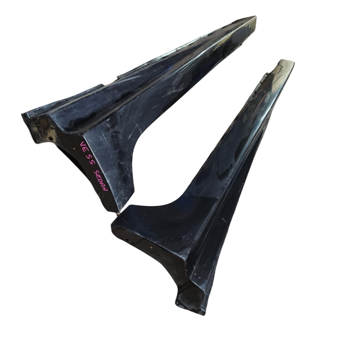 VE SS Holden Commodore Sedan - Sideskirts (PAIR) Phantom Black