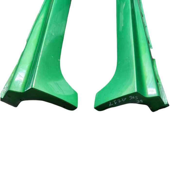 A217 - VE SV6 Holden Commodore Sedan - Sideskirt (PAIR) Atomic Green