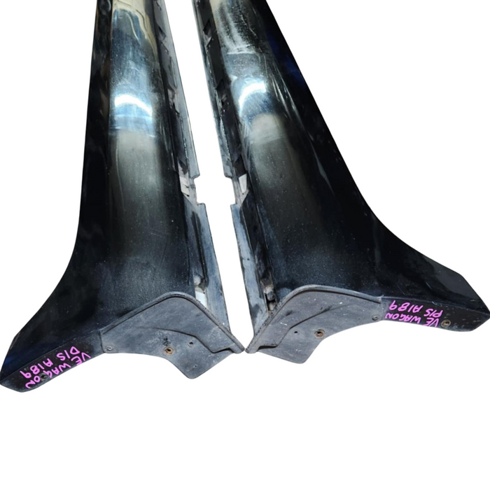 A189 - VE Equipe Holden Commodore Wagon - Sideskirt (Pair) Phantom Black