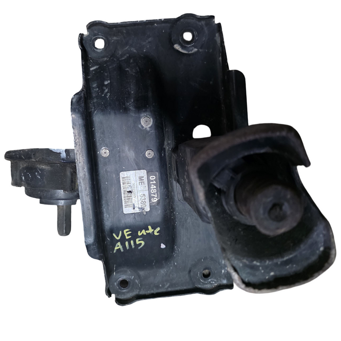 A115 - VE Holden Commodore Utility - Spare Wheel Winch