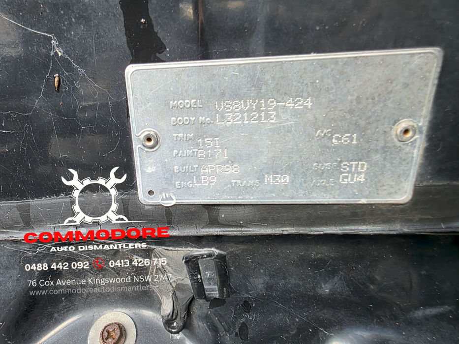 A271 - VS HOLDEN STATESMAN SII - Driver's Rear Door - COLOUR CODE RAVEN PEARL - #B171