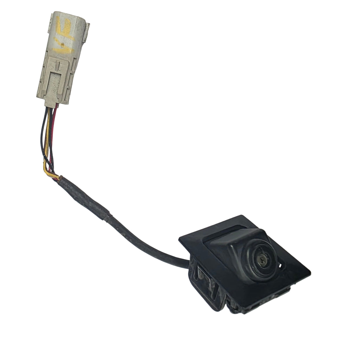 A218 - VF SV6 II Holden Commodore Sedan - Reversing Camera — Commodore ...