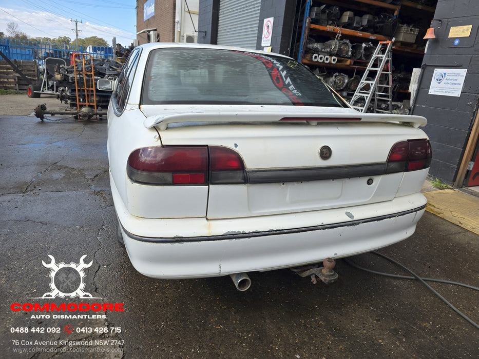 A276 - VS HOLDEN COMMODORE SEDAN - Rear Windscreen