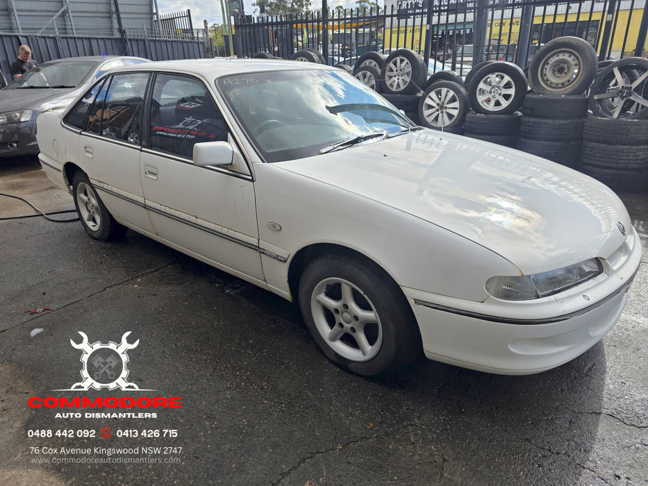 A276 - VS HOLDEN COMMODORE SEDAN - Front Window Switch (DRIVER'S SIDE)