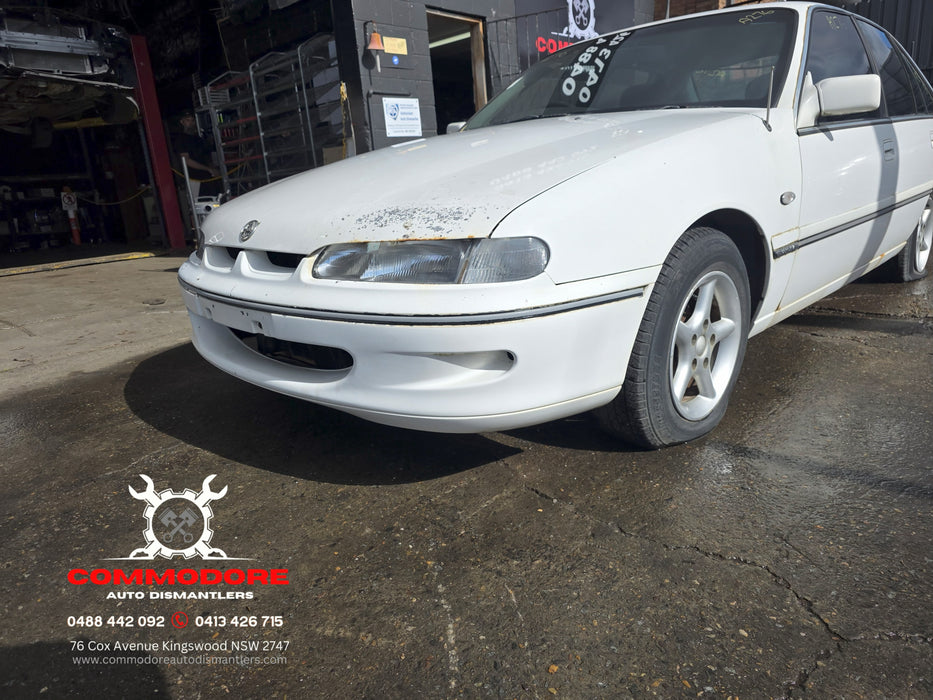 A276 - VS HOLDEN COMMODORE SEDAN - Front Rienforcment Bar