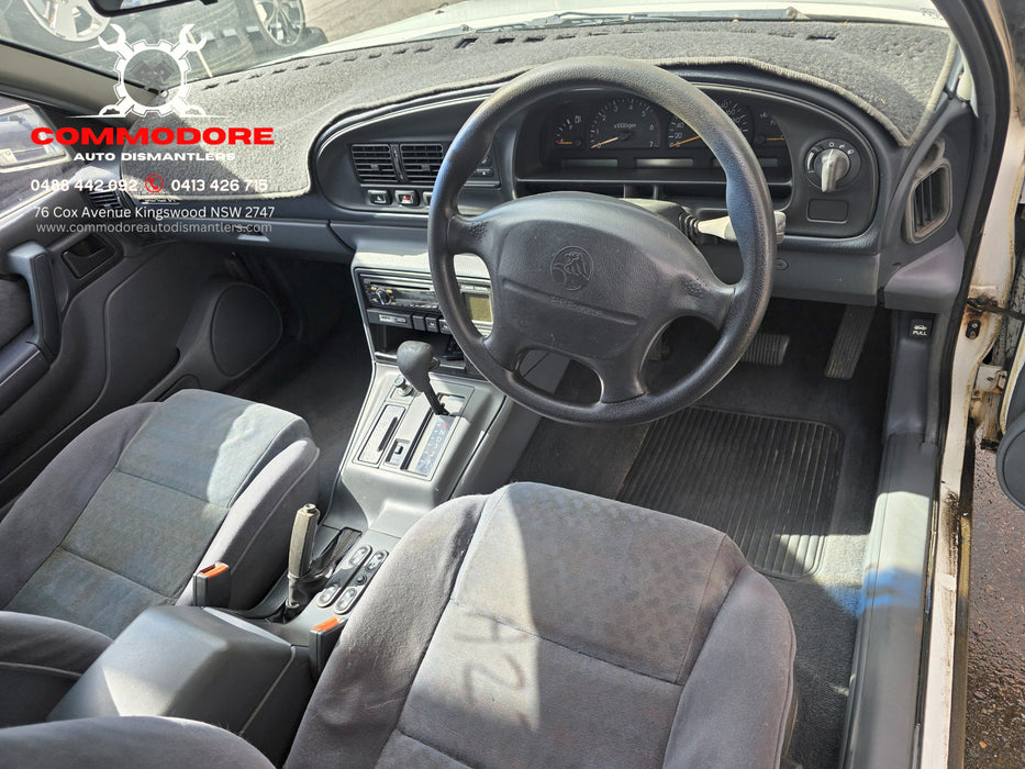A276 - VS HOLDEN COMMODORE SEDAN - Front Window Switch (DRIVER'S SIDE)