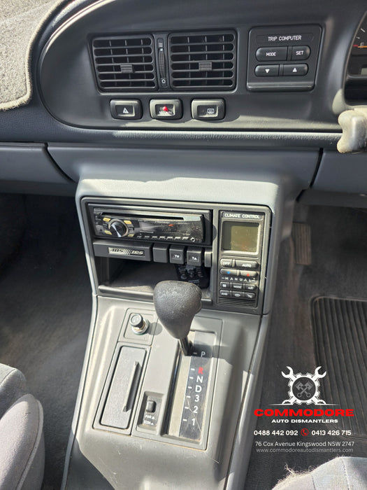 A276 - VS HOLDEN COMMODORE SEDAN - Hazard Switch