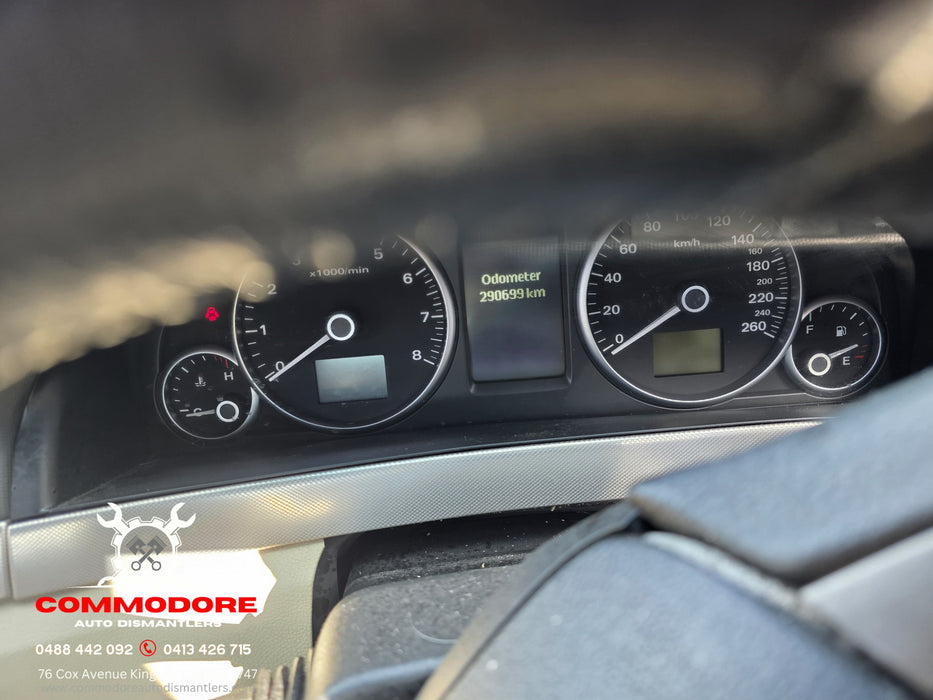 A275 - VE Holden Calais V Series I, V6 LY7 Auto M82 275,XXXkms Paint Code #354N Evoke Mica Metallic