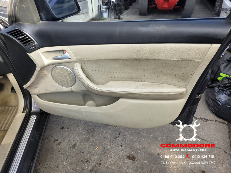 A275 - VE Holden Calais V Series I, V6 LY7 Auto M82 275,XXXkms Paint Code #354N Evoke Mica Metallic