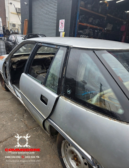 A273 - VQ HOLDEN STATESMAN - BOOTLID