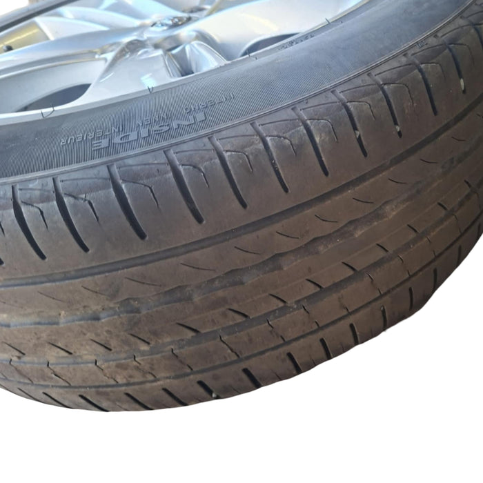 A107 - ZB HOLDEN COMMODORE SEDAN/HATCH - Tyres / Wheel 17" (SET)