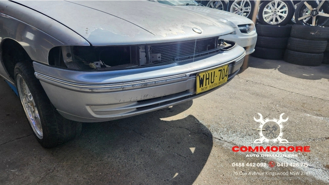 A262 - VP Holden Commodore Sedan - Front Reinforcement Bar