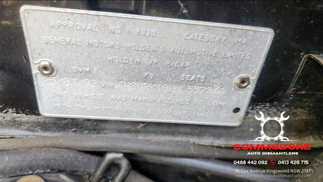 A262 - VP Holden Commodore Sedan - Cluster (Level 1 , AUTO V6) 238,XXXkms