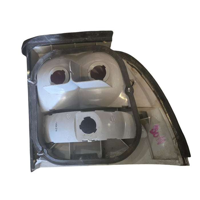 B071 - VS HOLDEN CAPRICE - TAILLIGHT - PASSENGER SIDE