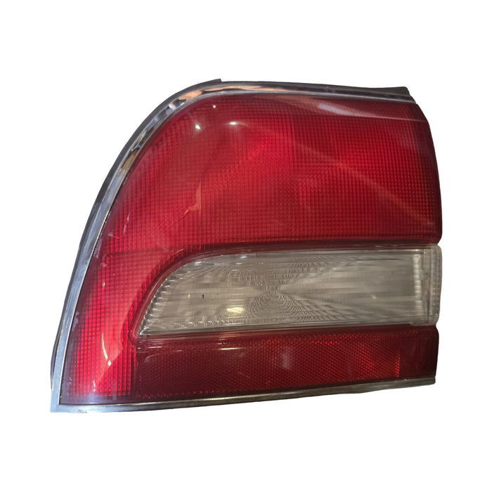 B071 - VS HOLDEN CAPRICE - TAILLIGHT - PASSENGER SIDE