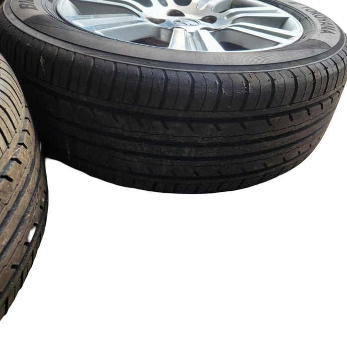 A246 - VE SERIES I HOLDEN CALAIS V - 17" Wheels (set of 4)
