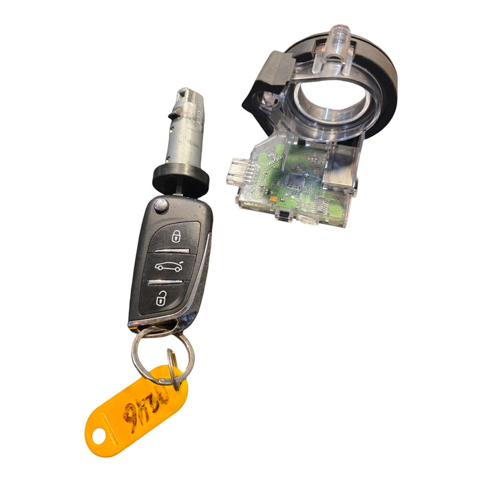 A246 - VE SERIES I HOLDEN CALAIS V - Ignition Barrel Set