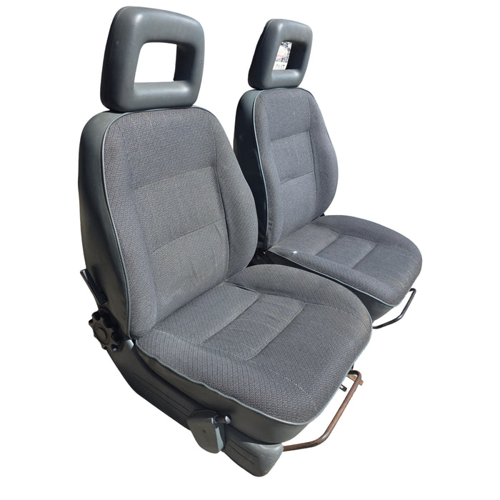 P1234 - VP HOLDEN COMMODORE - FRONT SEATS - PAIR