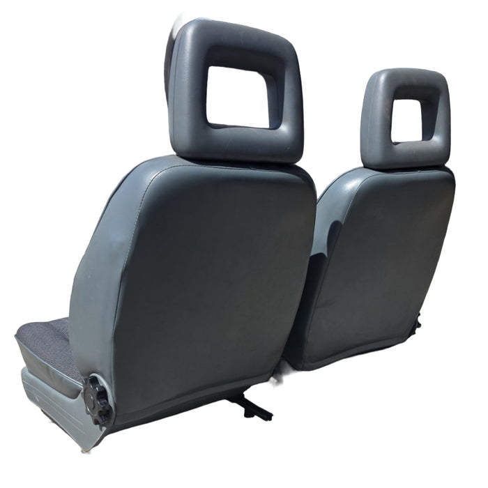 P1234 - VP HOLDEN COMMODORE - FRONT SEATS - PAIR