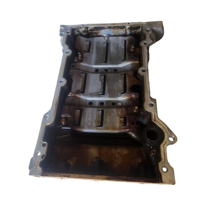 A246 - VE SERIES I HOLDEN CALAIS V - Engine Sump - V6 AUTO LY7