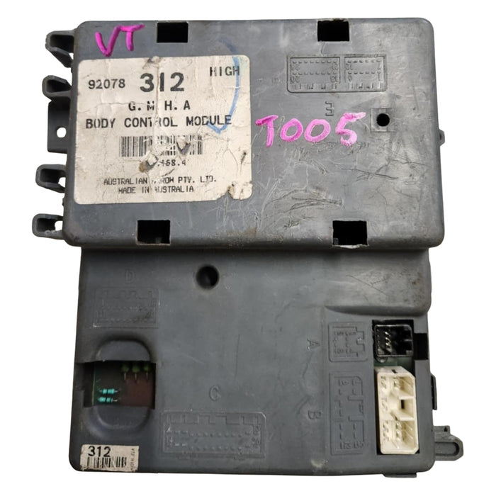 T005 - VT HOLDEN COMMODORE - BCM - 312 HIGH