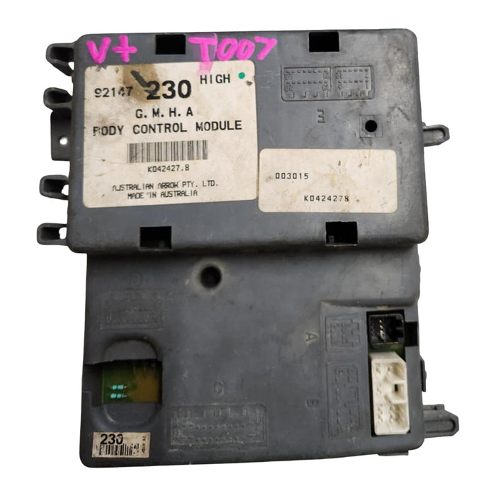 T007 - VT HOLDEN COMMODORE - BCM - 230 HIGH