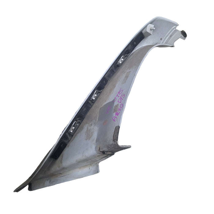 A220 - VE Holden Commodore Utility - Sailplane Heron White