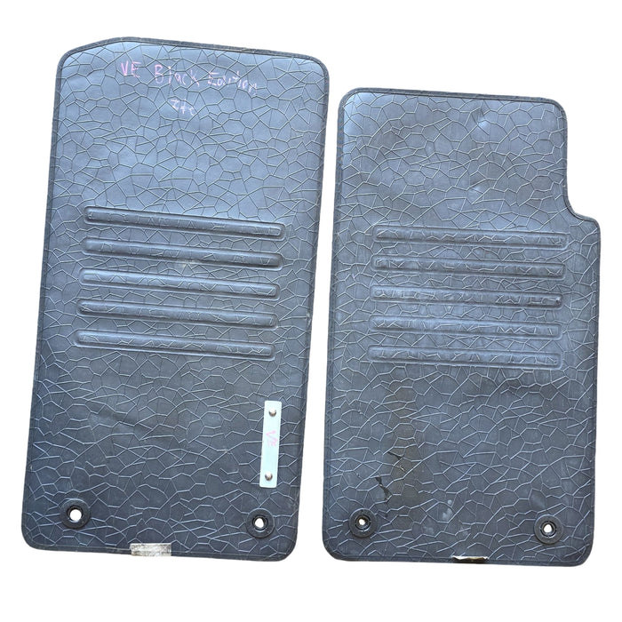 VE HOLDEN UTILITY - FRONT FLOOR MATS - PAIR - BLACK EDITION