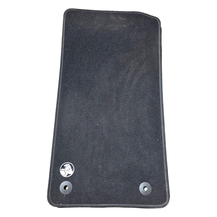A232 - VF HOLDEN COMMODORE Sedan - FLOOR MATS - SET