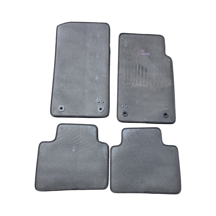 A232 - VF HOLDEN COMMODORE Sedan - FLOOR MATS - SET