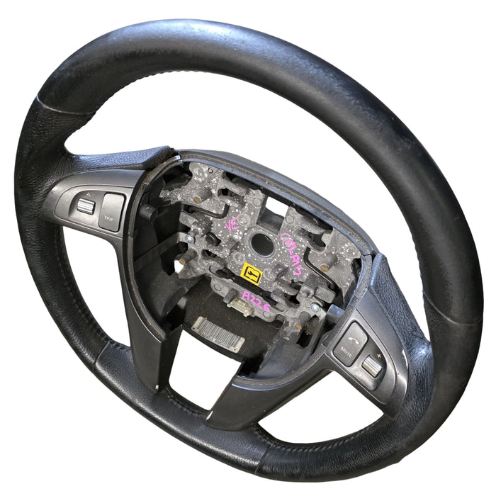A226 - VE HOLDEN Calais / HSV - thick grip LEATHER STEERING WHEEL - GREY CONTROLS
