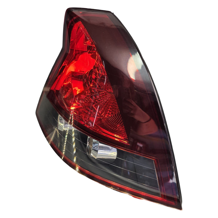 A268 - VZ HOLDEN CALAIS - Taillight SET