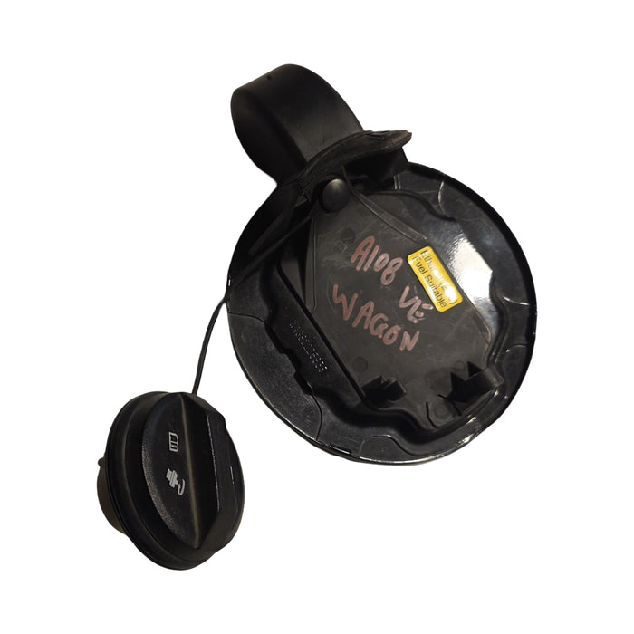 A108 - VE HOLDEN COMMODORE WAGON SV6 - FUEL FLAP - PHANTON black #690F