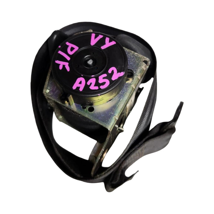 A252 - VY HOLDEN SS Crewman - Seatbelt Passenger Front - TRIM #81i