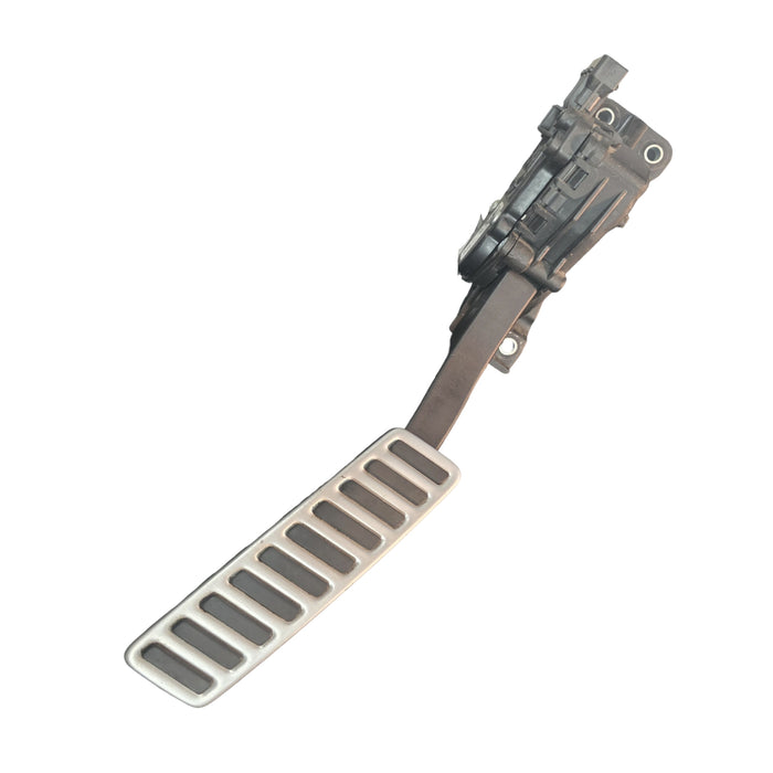 A033 - 9/2006 VE HOLDEN CLUBSPORT - V8 Accelerator Pedal