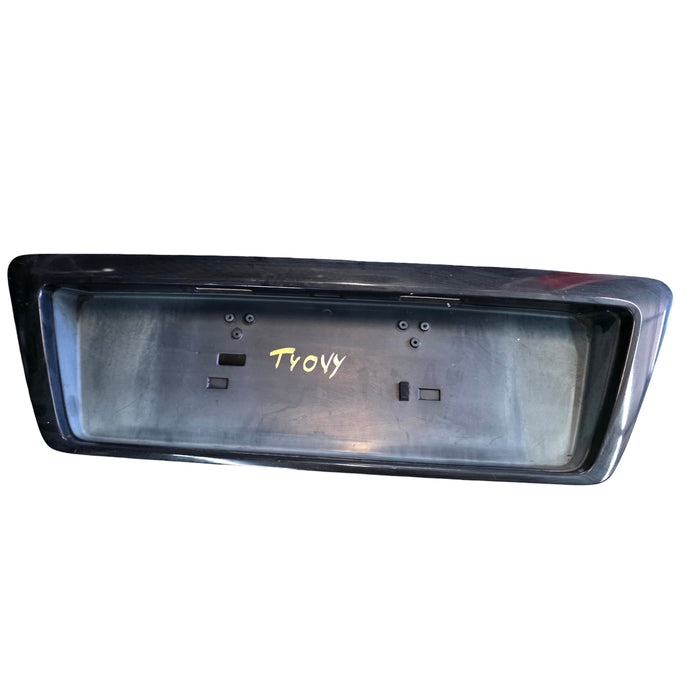 TY04 - VY HOLDEN COMMODORE SEDAN - BOOT GARNISH