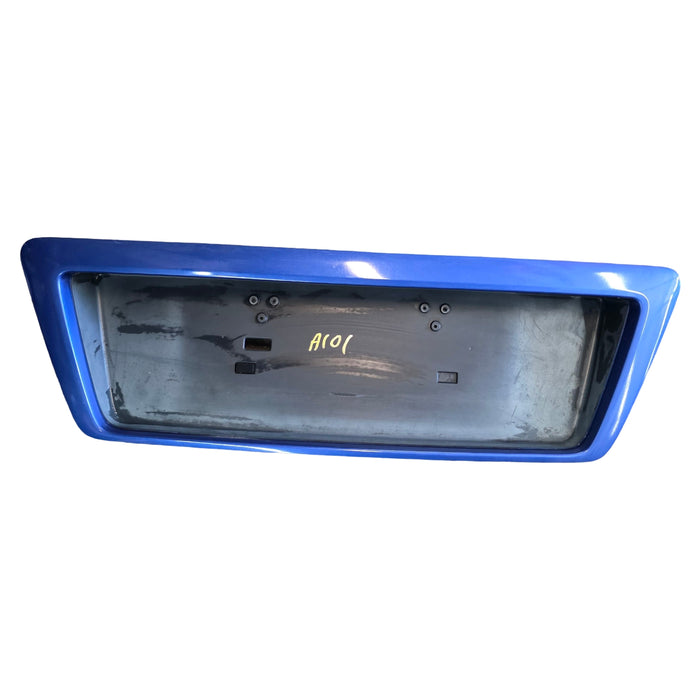 A101 - VZ HOLDEN COMMODORE SV6 Sedan - Boot Garnish - IMPULSE BLUE #987K