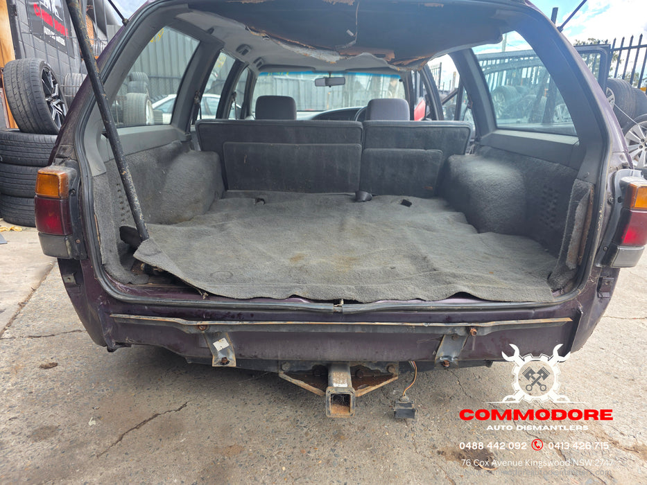 A291 - VS HOLDEN COMMODORE WAGON - C-Pillar Trim - PASSENGERS SIDE - TRIM #15i