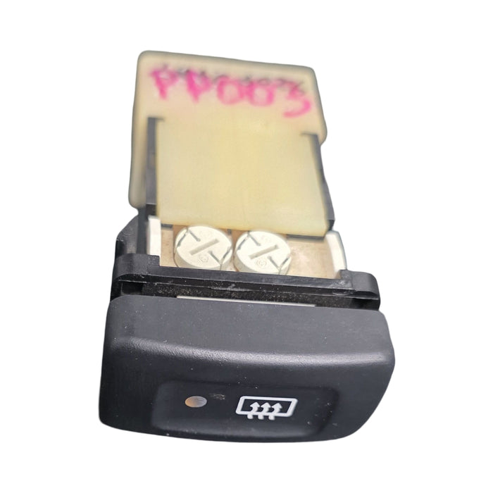 PP003 - VS Holden Commodore - Demister Switch