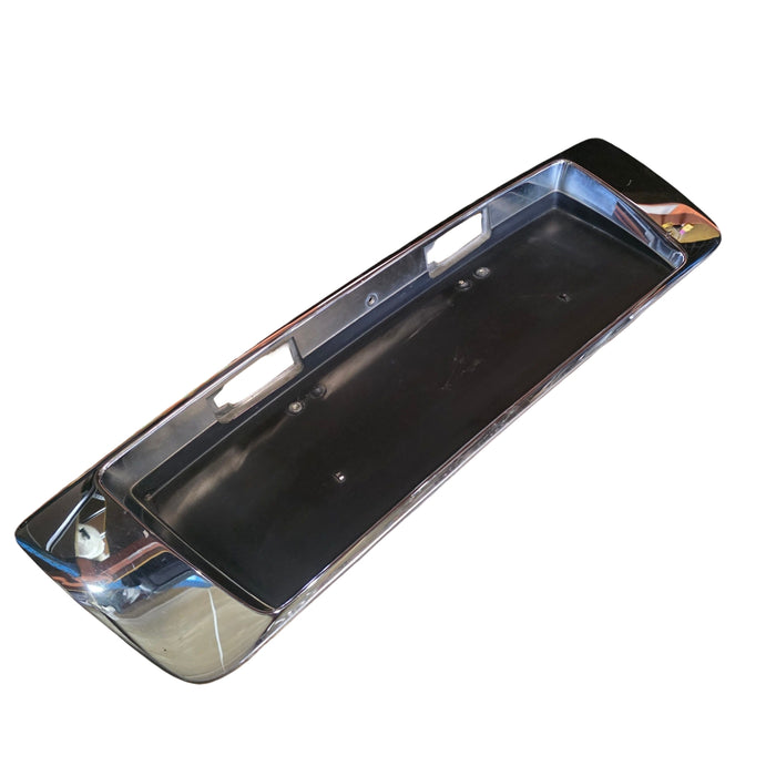 A062 - WM Holden Statesman - Rear Garnish - Chrome