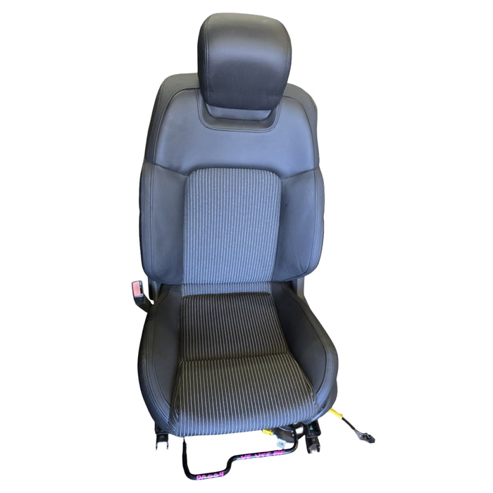 DA004 - VE HOLDEN COMMODORE STORM UTILITY - FRONT SEATS - (set)