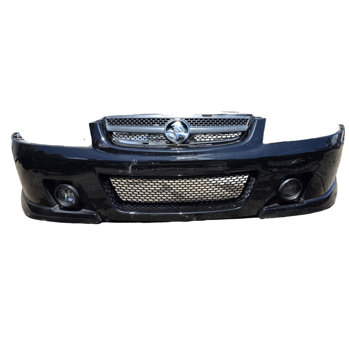 Da008 - VF SS/SV6 Holden Commodore Series I - Front Bar - Phantom Black #690F GENUINE