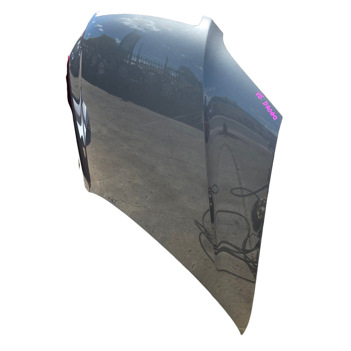 Da010 - VE Holden Commodore - Bonnet Alto Grey #7448