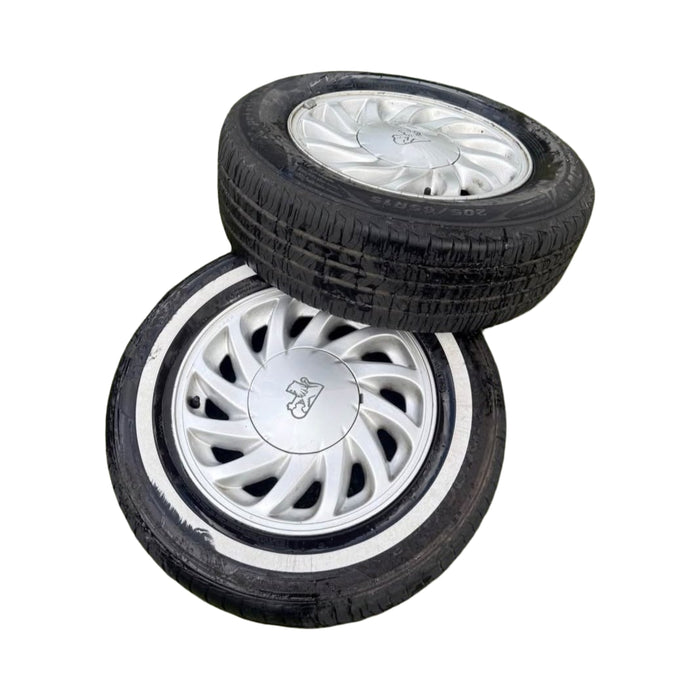 VS Holden Berlina Wheels (set of 4) with Centre Caps