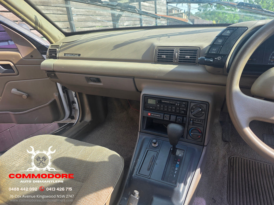 A292 - VP Holden Commodore SEDAN - Stereo (EUROVOX) Cassette Radio WITH CODE 6443 MODEL: MCC-6616V