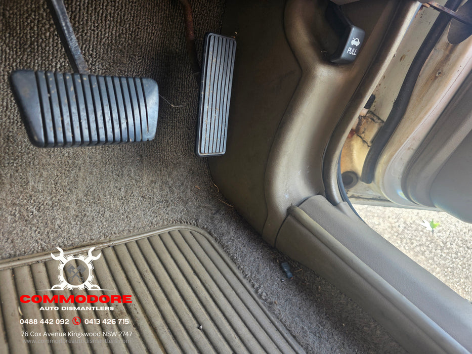 A292 - VP Holden Commodore SEDAN - Accelerator Pedal V6 AUTO