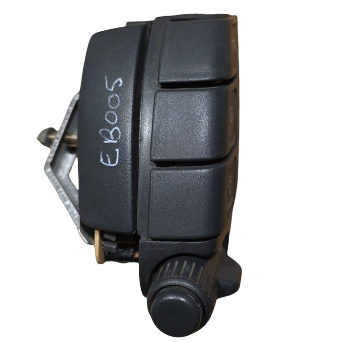 eb005 - VN Holden Commodore Sedan - Wiper Instrument Cluster