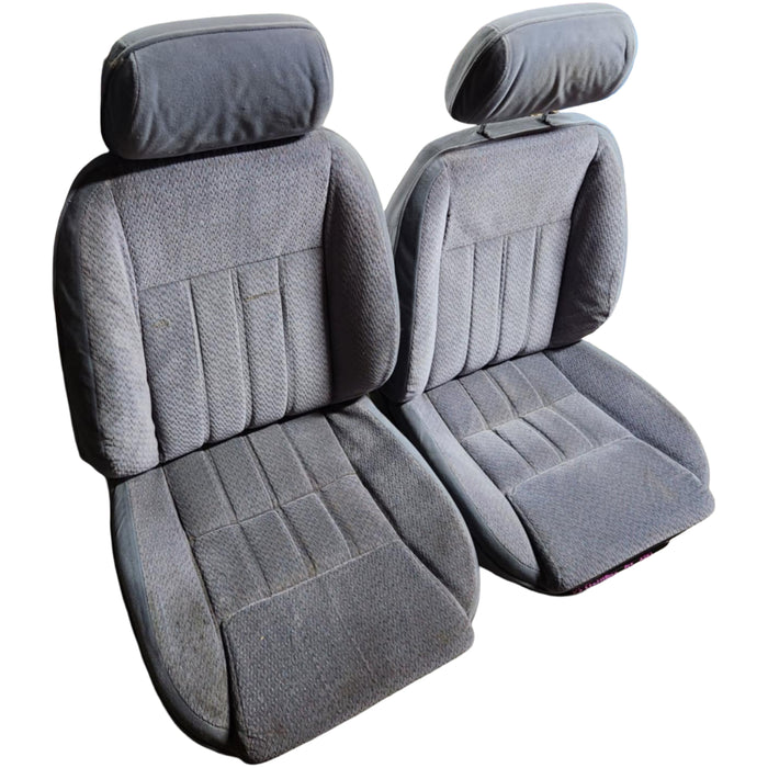 A283 - VS Holden Statesman - Front Seat - CLOTH PAIR - TRIM #25i